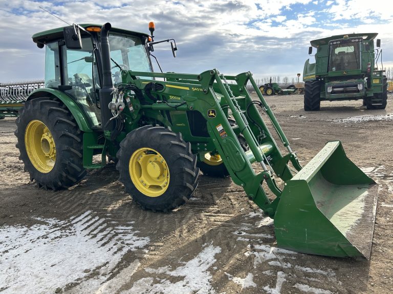 JOHN DEERE 5100M TRACTOR