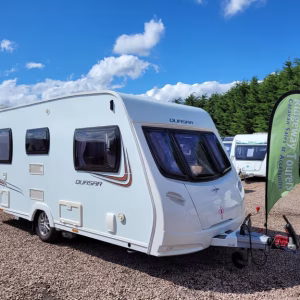 Lunar Quasar 462 2013 - Lightweight 2 Berth With Motor Mover